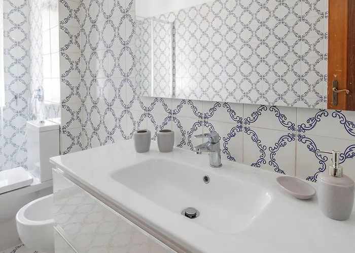 Bianca With Shared Pool * Sorrento