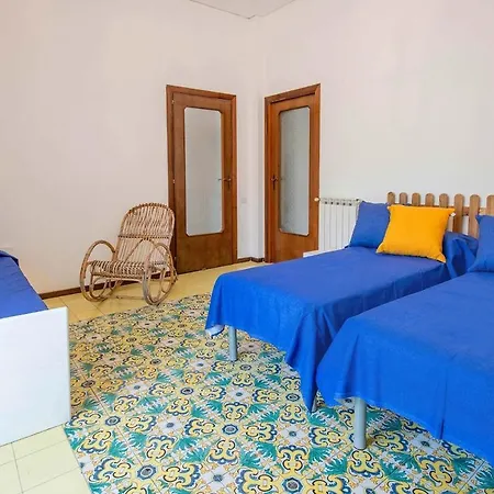Appartement Bianca With Shared Pool Sorrente