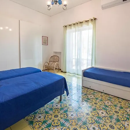 Apartment Bianca With Shared Pool