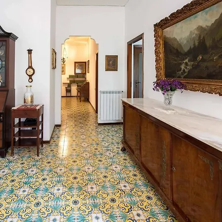 Bianca With Shared Pool Apartment